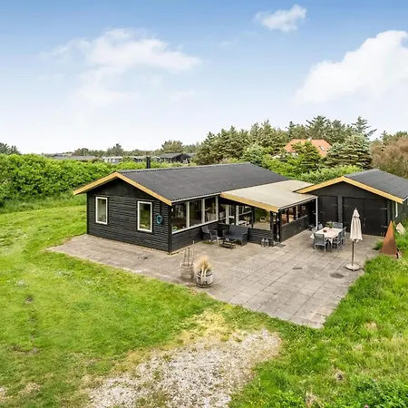 Herma - 300m From The Sea By Interhome